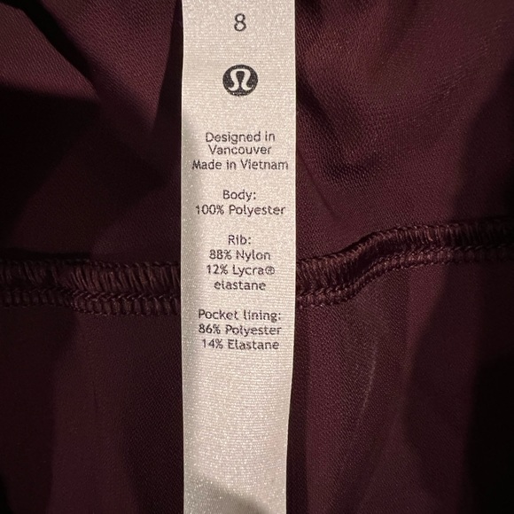 lululemon On the Fly Jogger Woven (Burgundy) - Picture 3 of 3